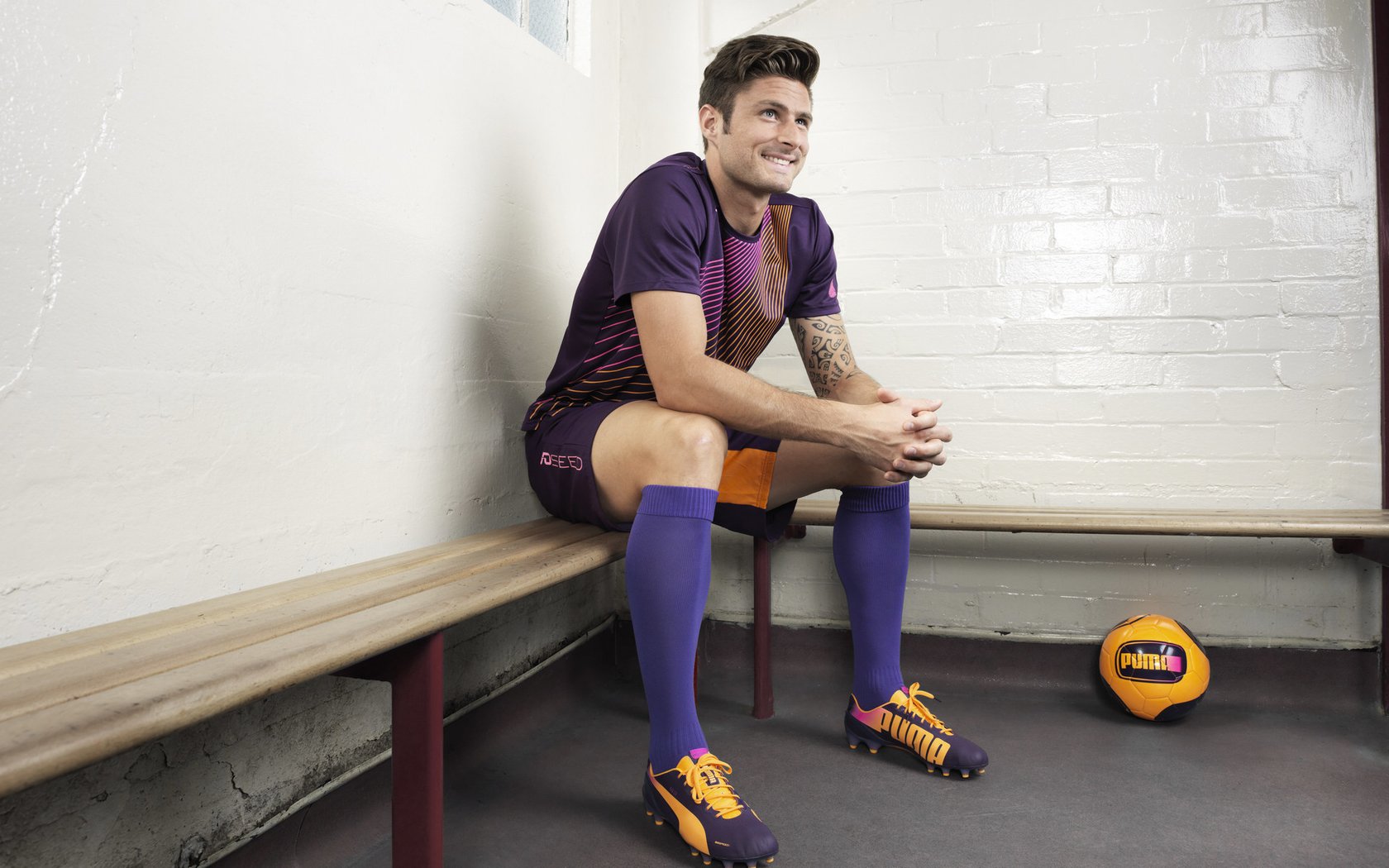 沃特福德遭遇惨败，保级形势岌岌可危，沃特福德ds