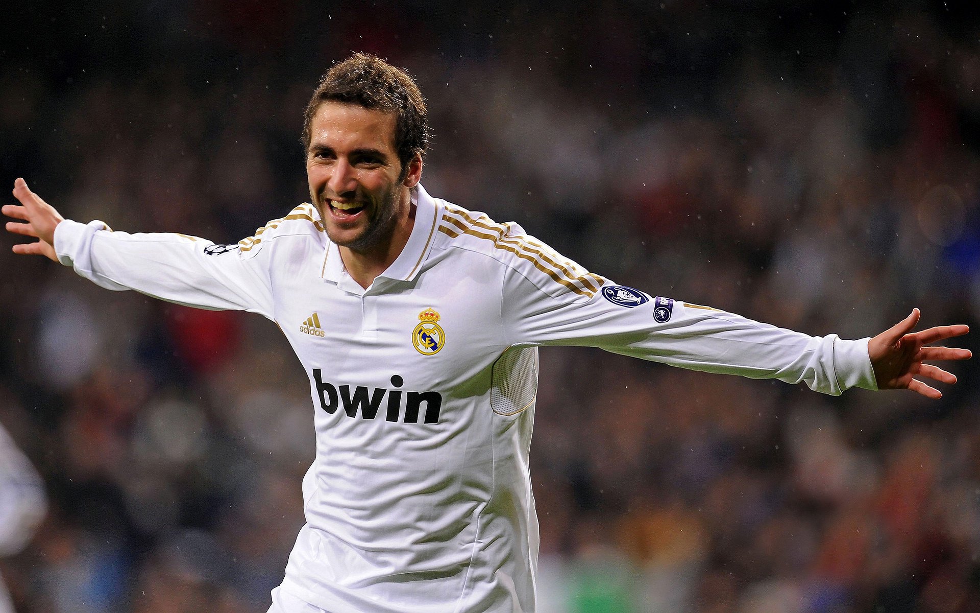 法国顶尖球队夺冠机会大增,备受瞩目,法国的球队