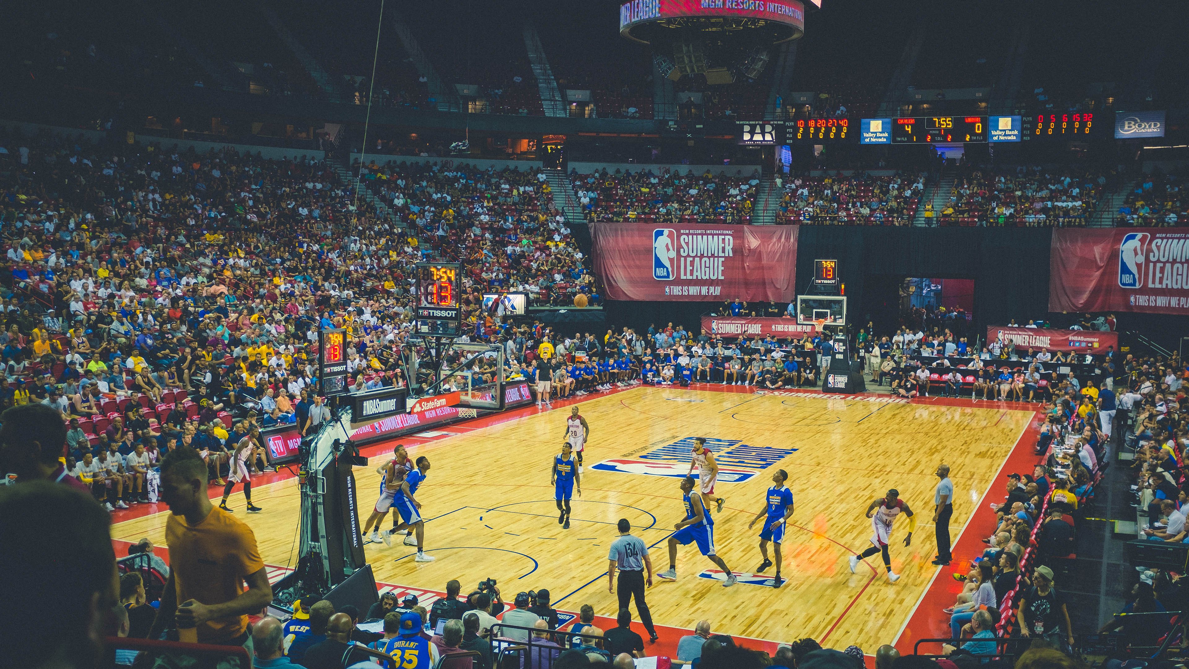 -腾讯电竞赛事促进地区电竞产业发展，腾讯公布6款游戏电竞计划