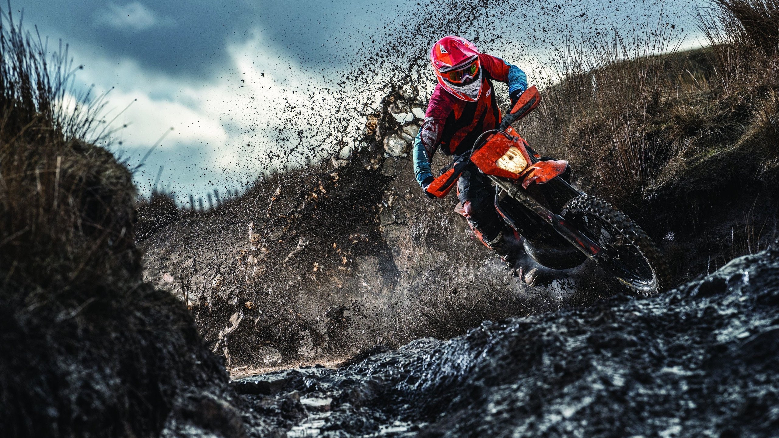 阿贾克斯狂胜 夺得荷甲联赛冠军,阿贾克斯荷兰中场